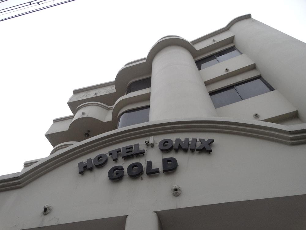 גוויאקיל Hotel Onix Gold מראה חיצוני תמונה