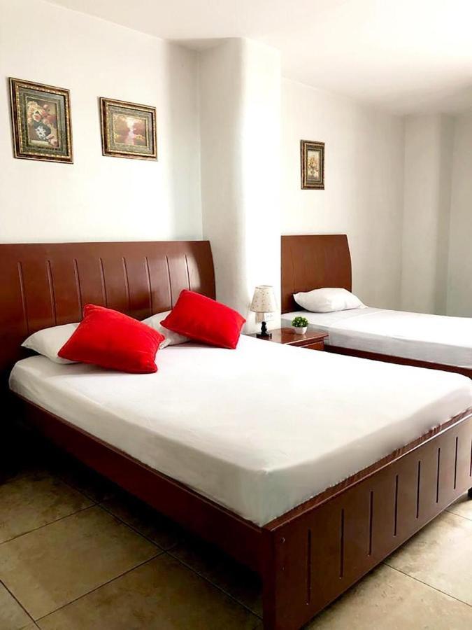 גוויאקיל Hotel Onix Gold מראה חיצוני תמונה