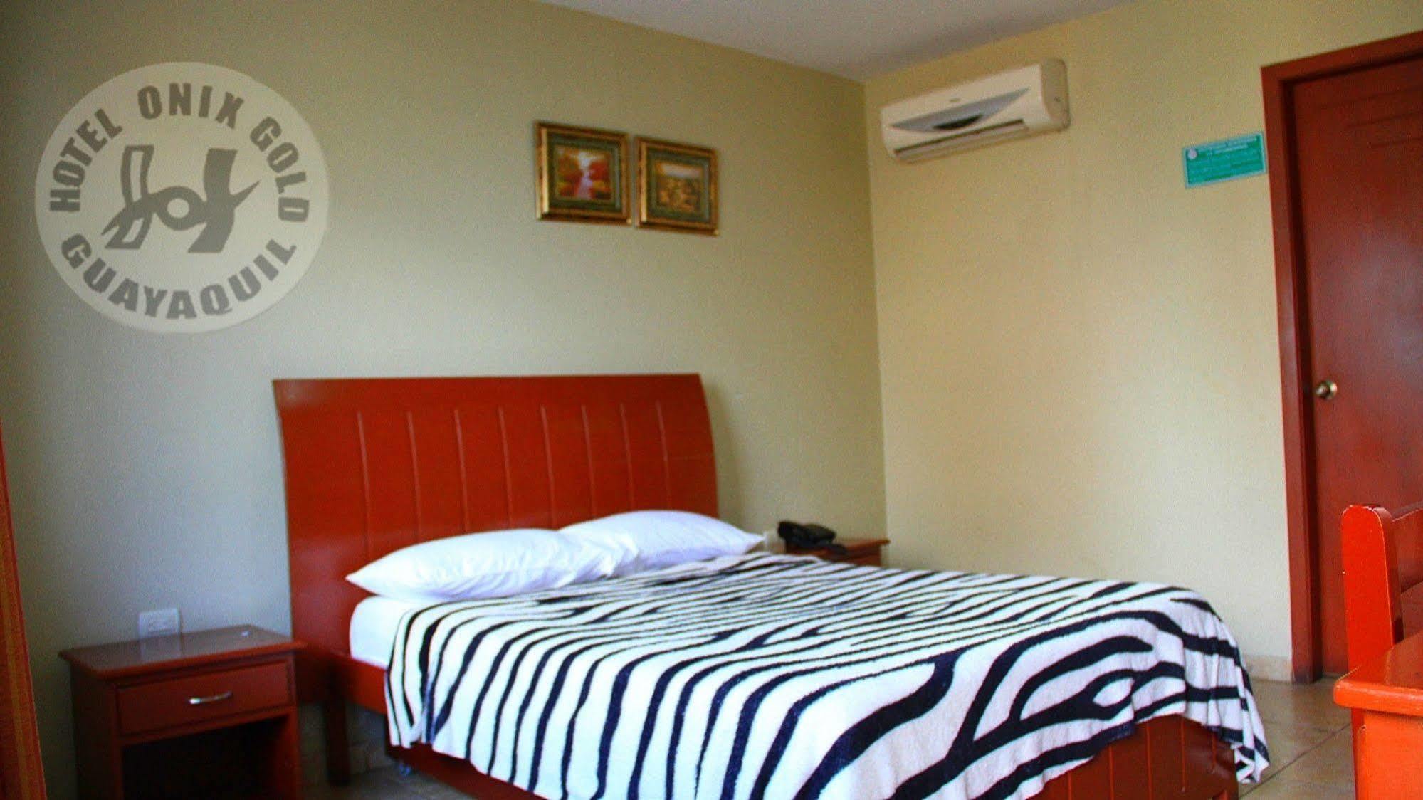 גוויאקיל Hotel Onix Gold מראה חיצוני תמונה